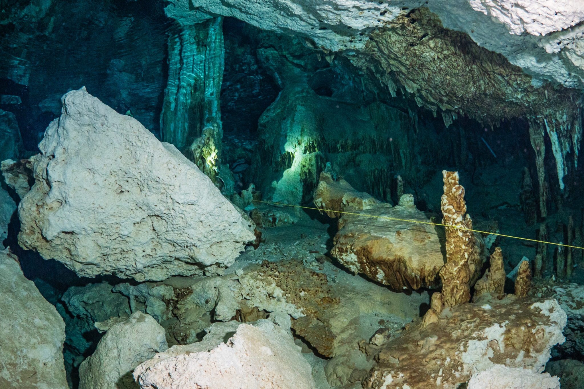 Cenote Diving Taak Be Ha SouthEast Divers